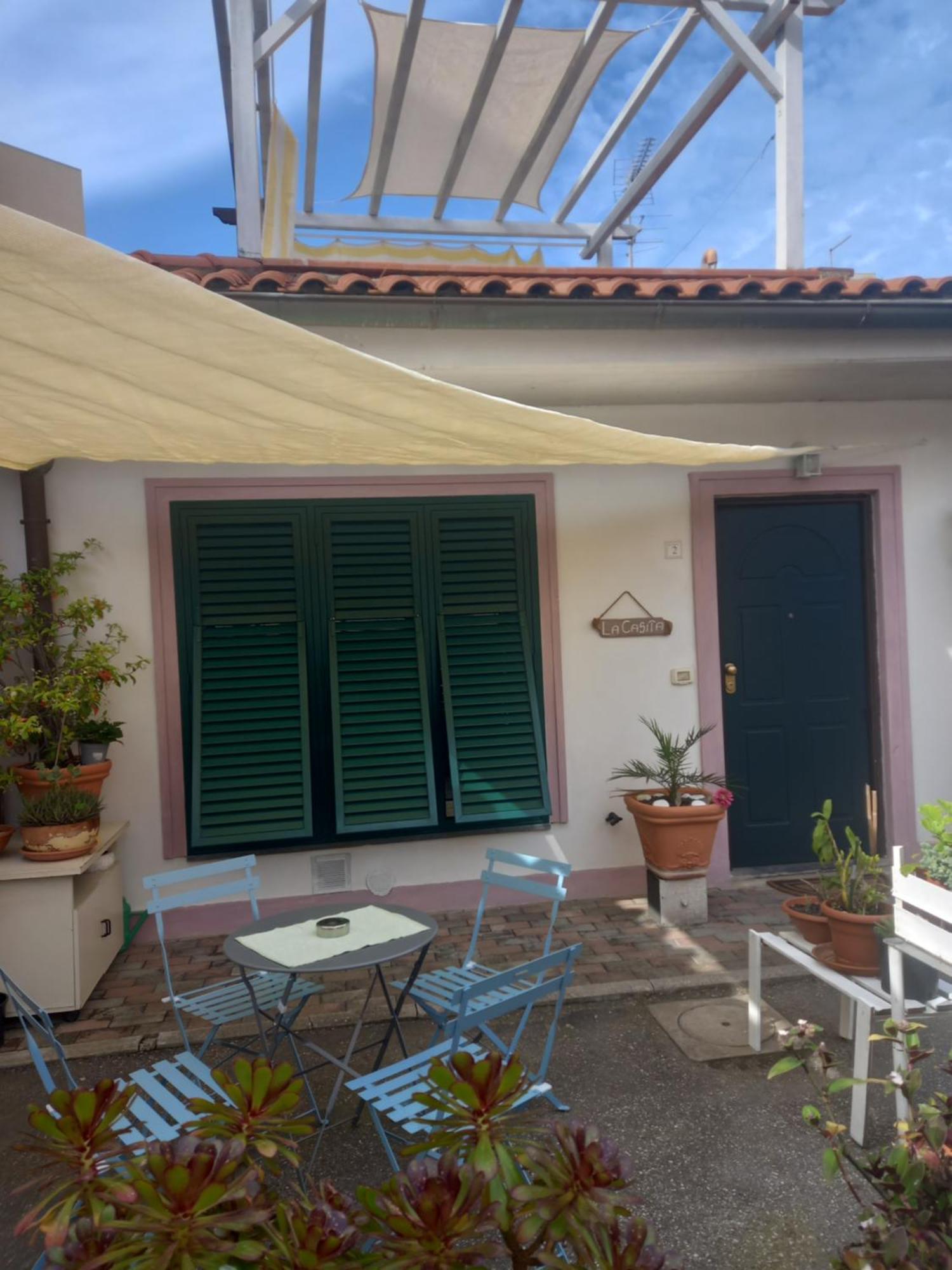 "La Casita", 2 Floors Apartment, Private Parking 1 Car Or 2 Bikes, Air-Cond And Terrace 리보르노 외부 사진
